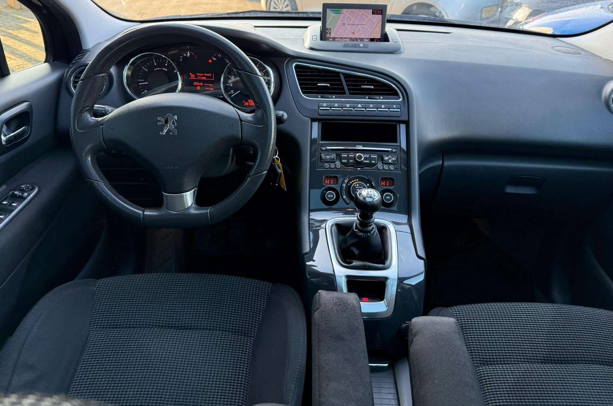 Hoofdafbeelding Peugeot 5008