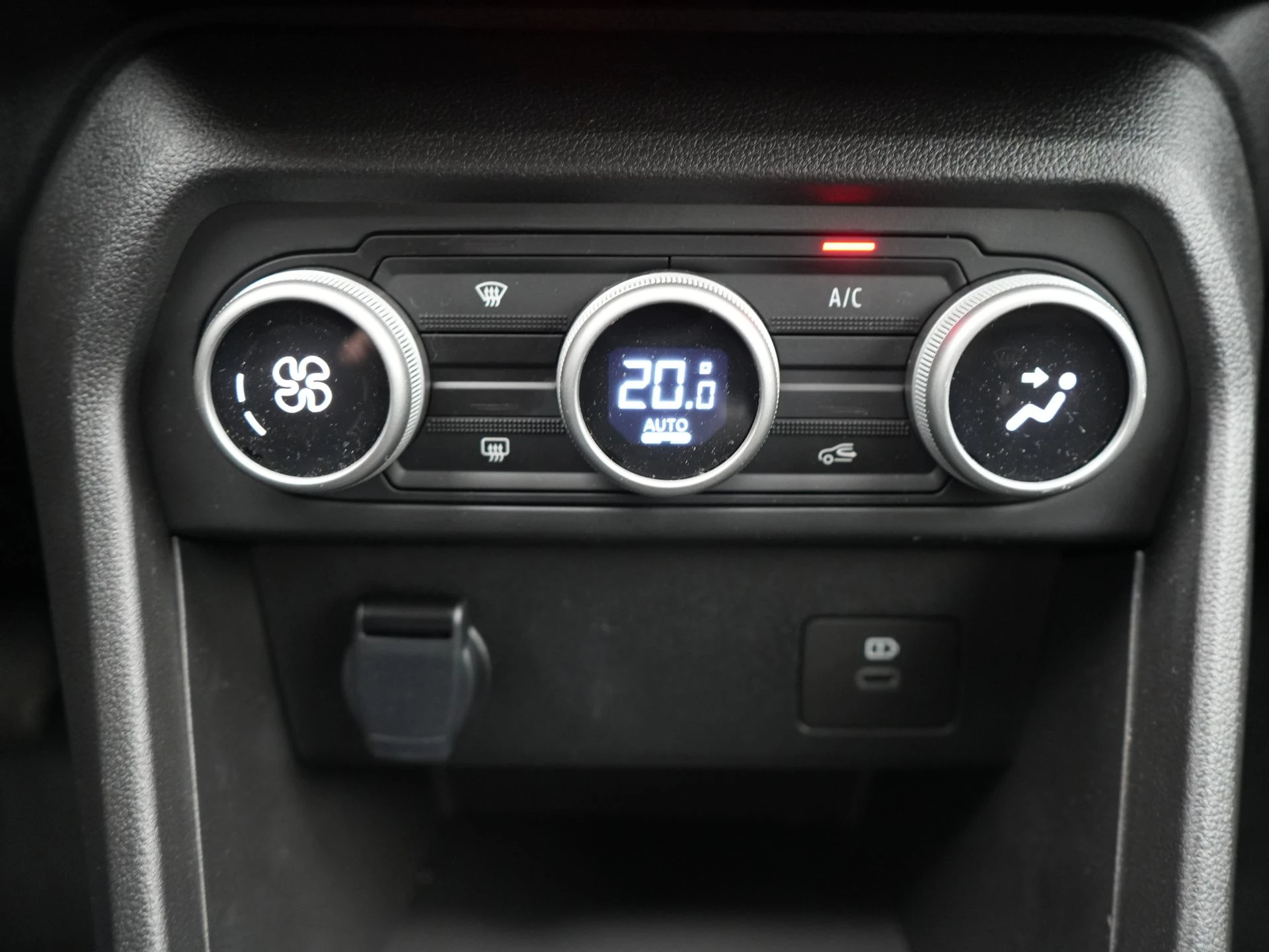 Hoofdafbeelding Dacia Sandero