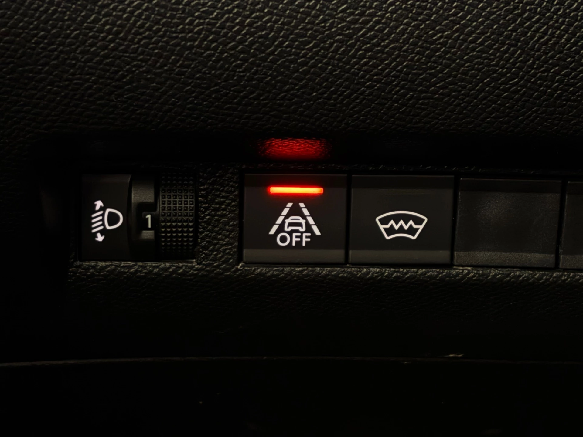 Hoofdafbeelding Peugeot e-2008