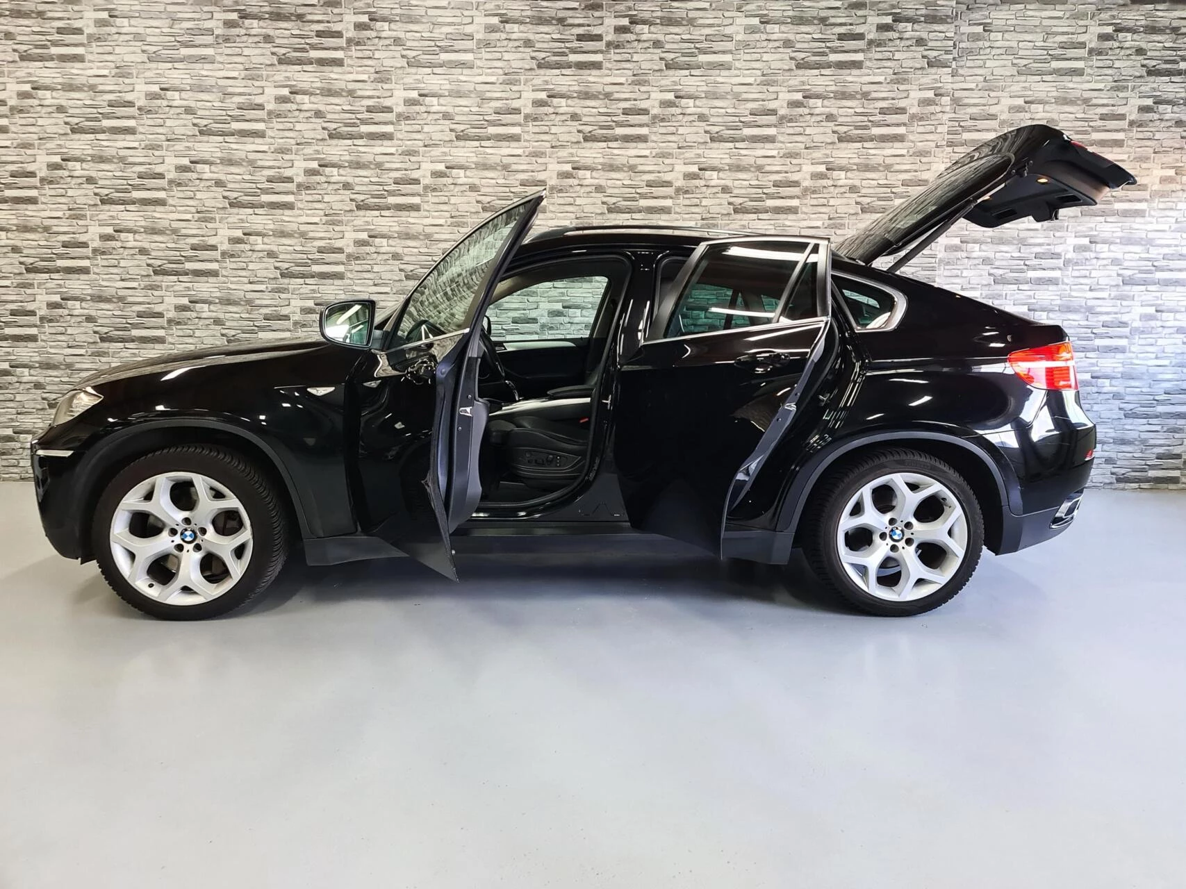 Hoofdafbeelding BMW X6