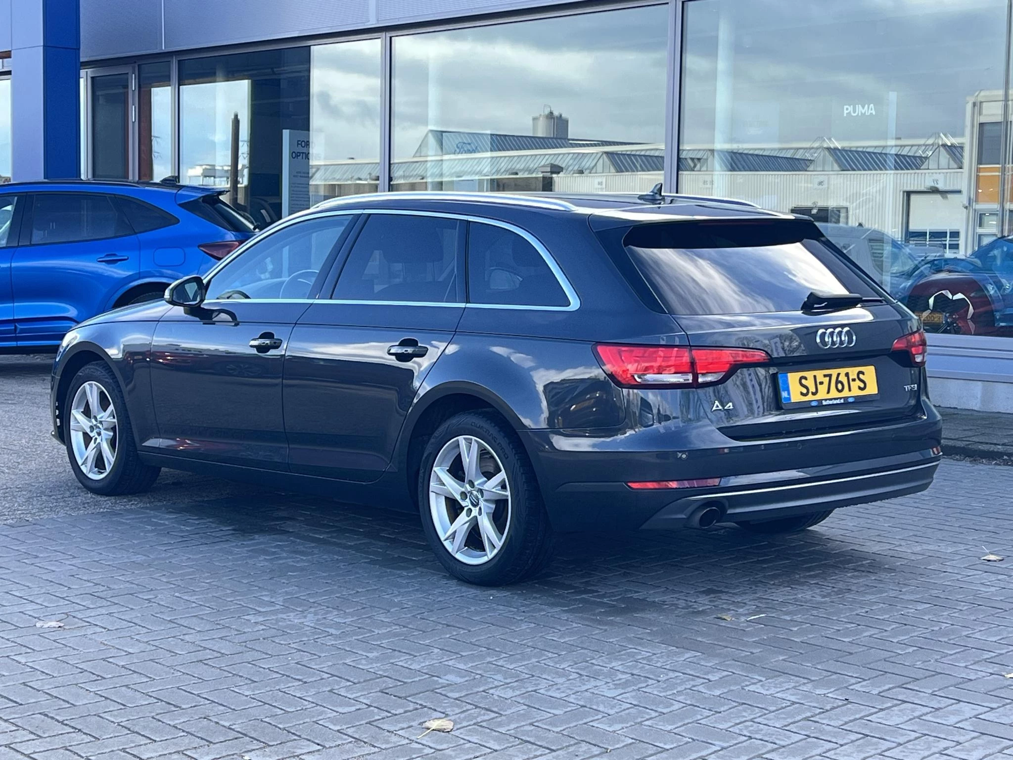 Hoofdafbeelding Audi A4