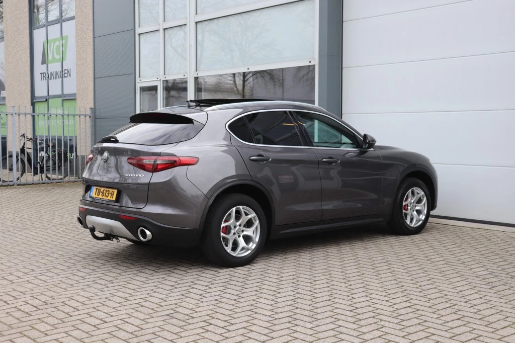Hoofdafbeelding Alfa Romeo Stelvio