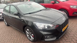Ford Focus 1.0 EcoBoost ST Line Business 5deurs | Airco | Navigatie | Vol opties | PDC | Elek. Pakket | Inruil mogelijk