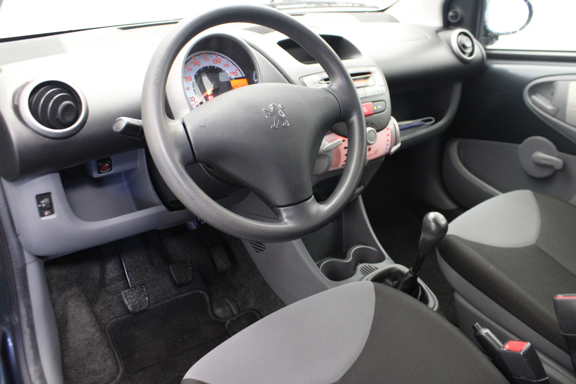 Hoofdafbeelding Peugeot 107