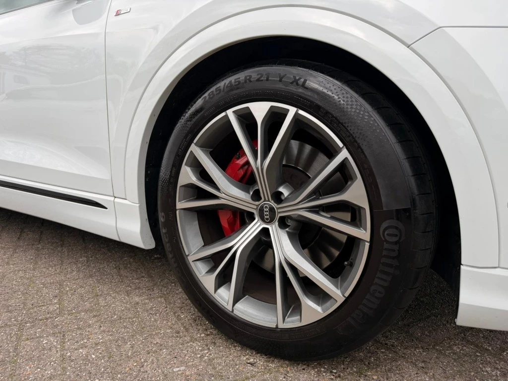 Hoofdafbeelding Audi Q8