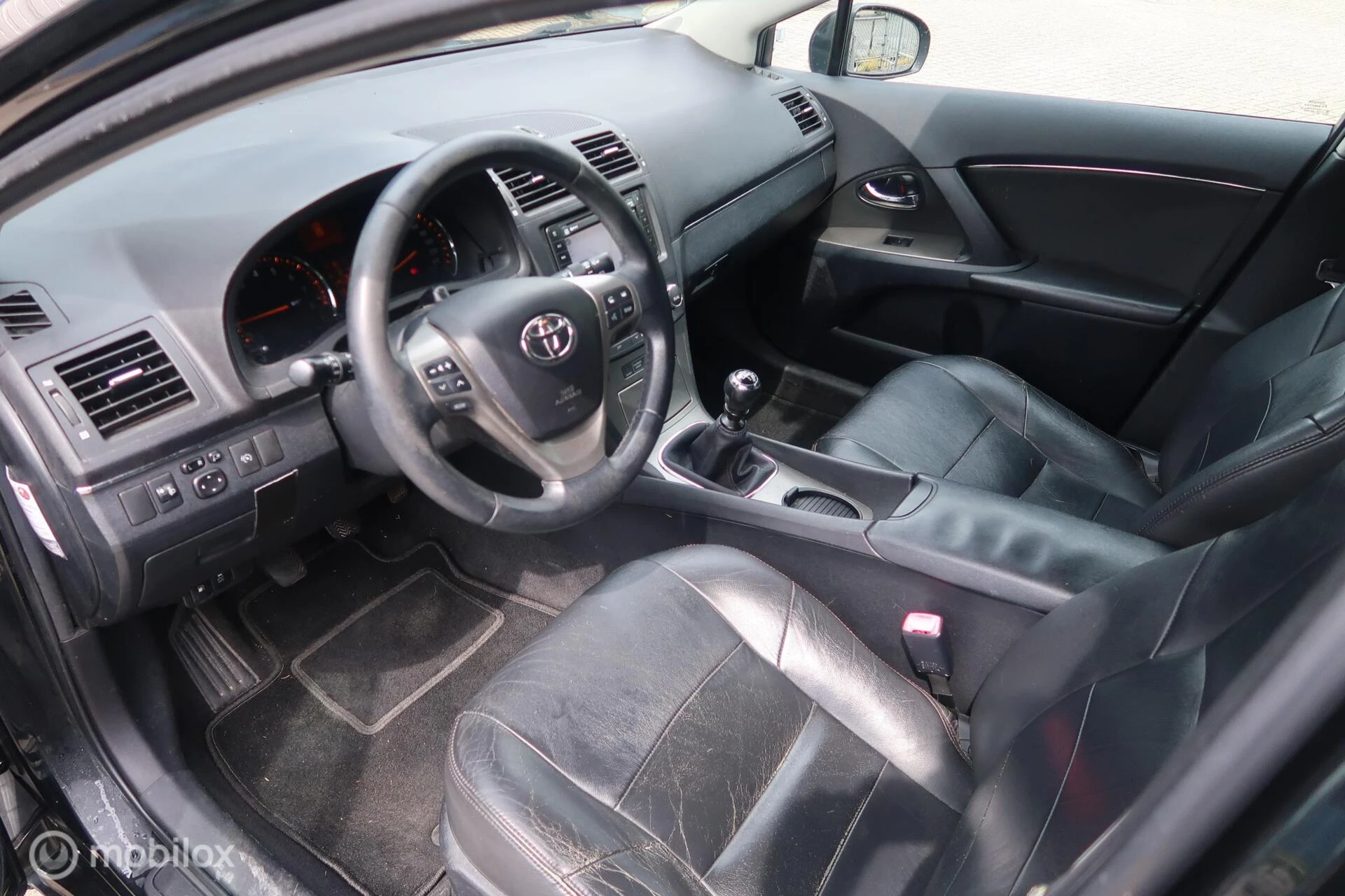 Hoofdafbeelding Toyota Avensis