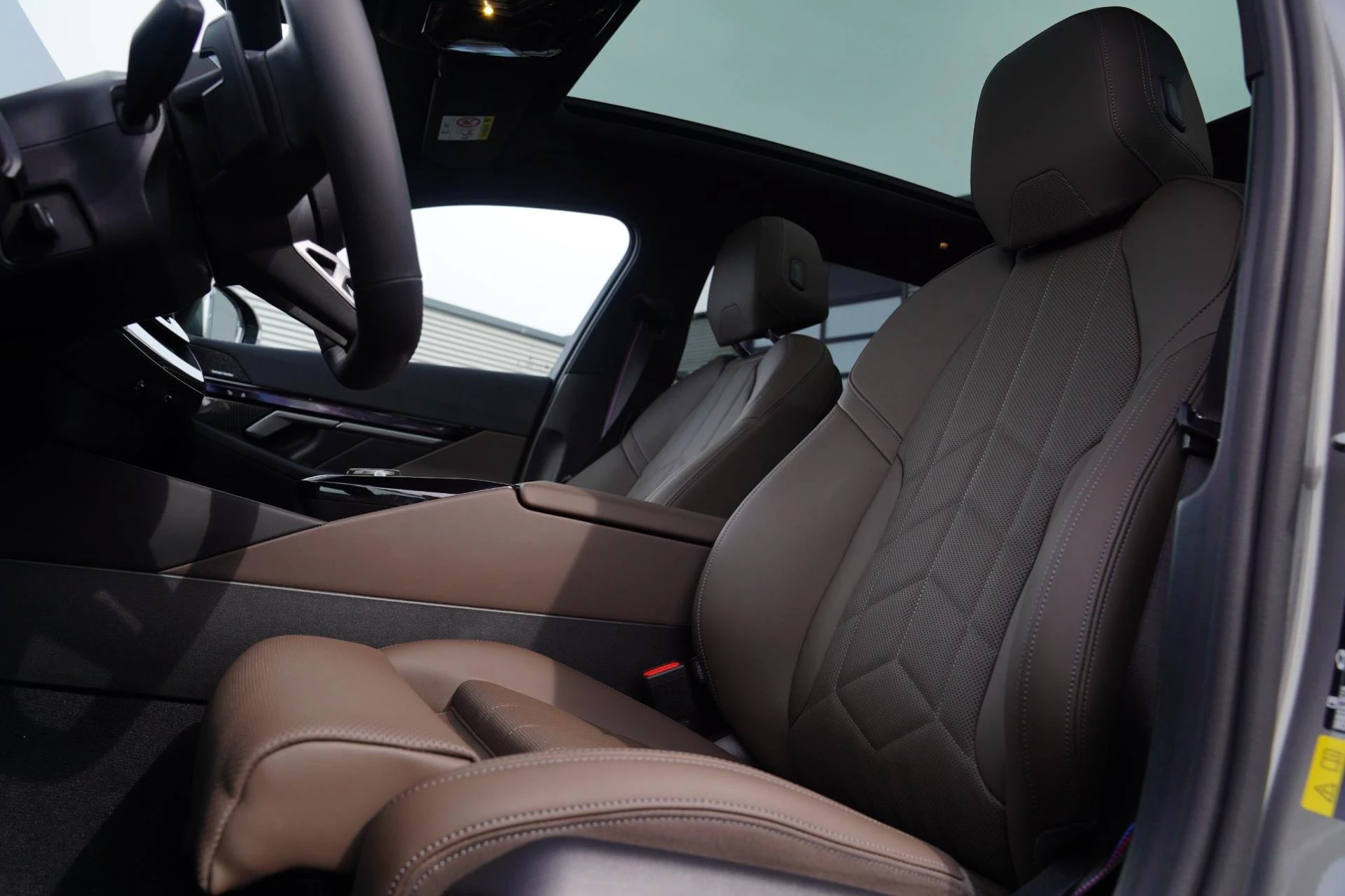 Hoofdafbeelding BMW i5