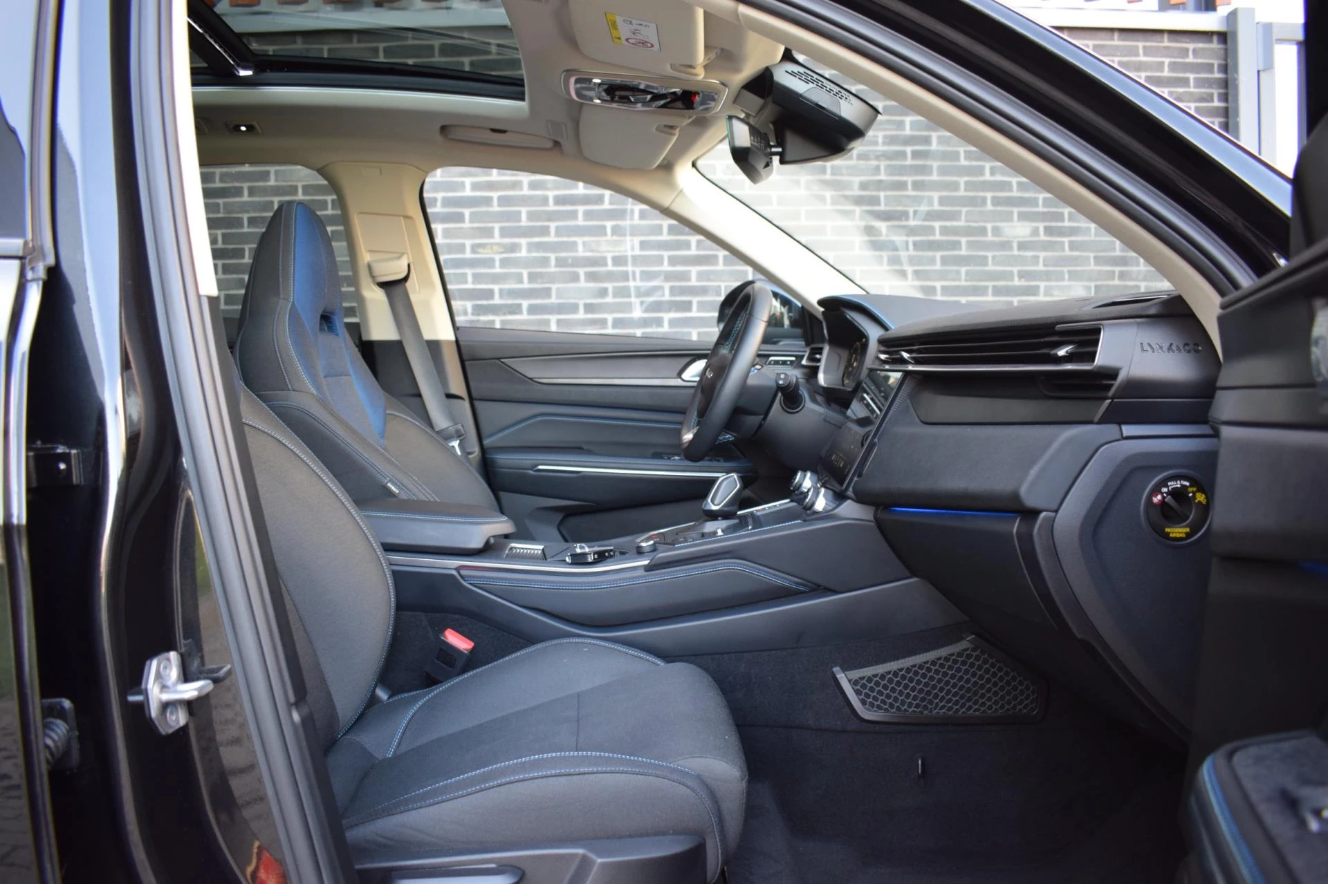 Hoofdafbeelding Lynk & Co 01