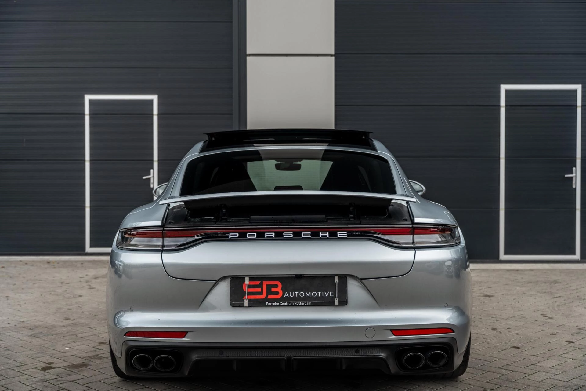 Hoofdafbeelding Porsche Panamera