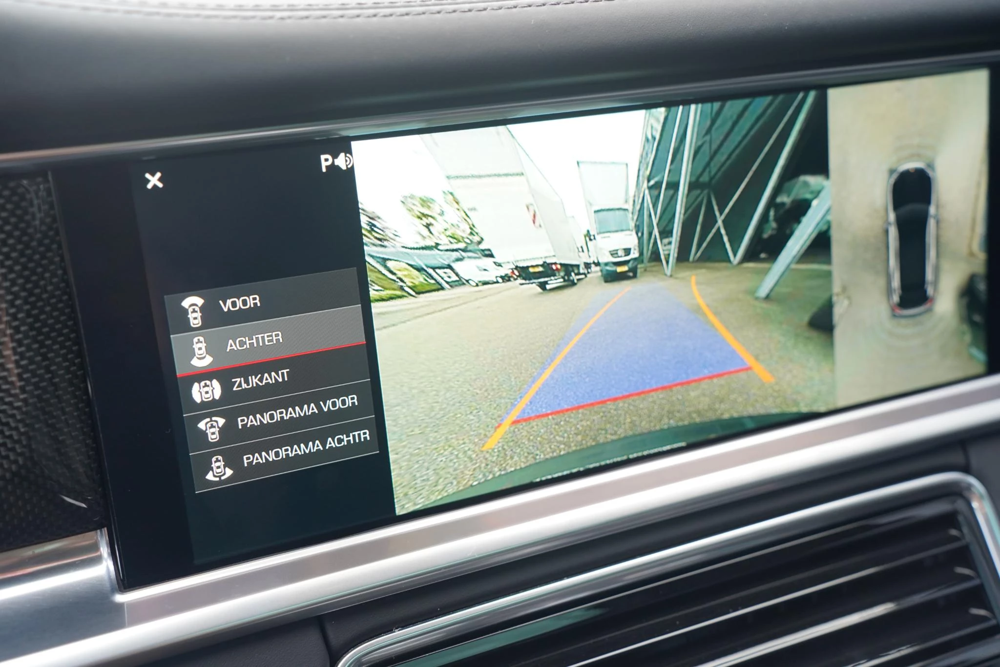 Hoofdafbeelding Porsche Panamera