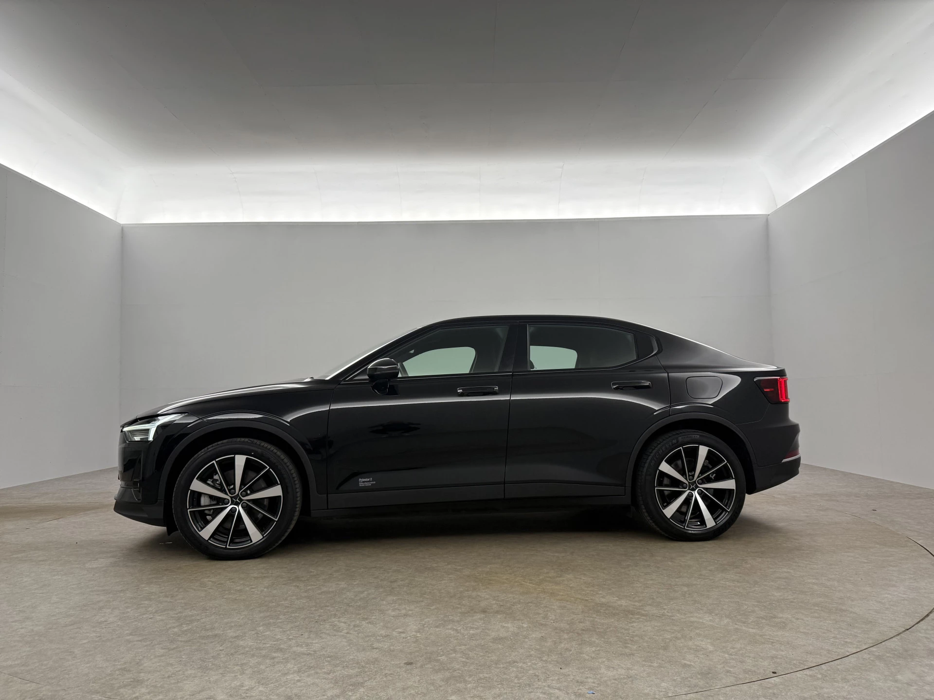 Hoofdafbeelding Polestar 2