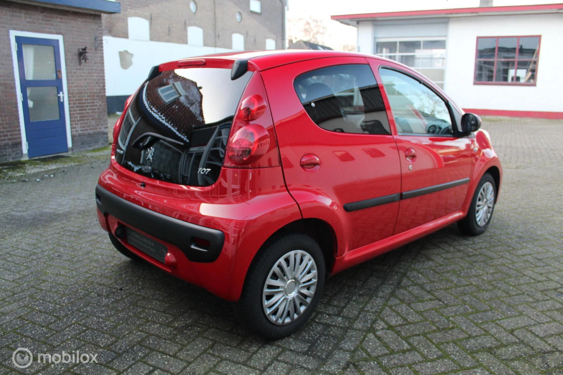 Hoofdafbeelding Peugeot 107