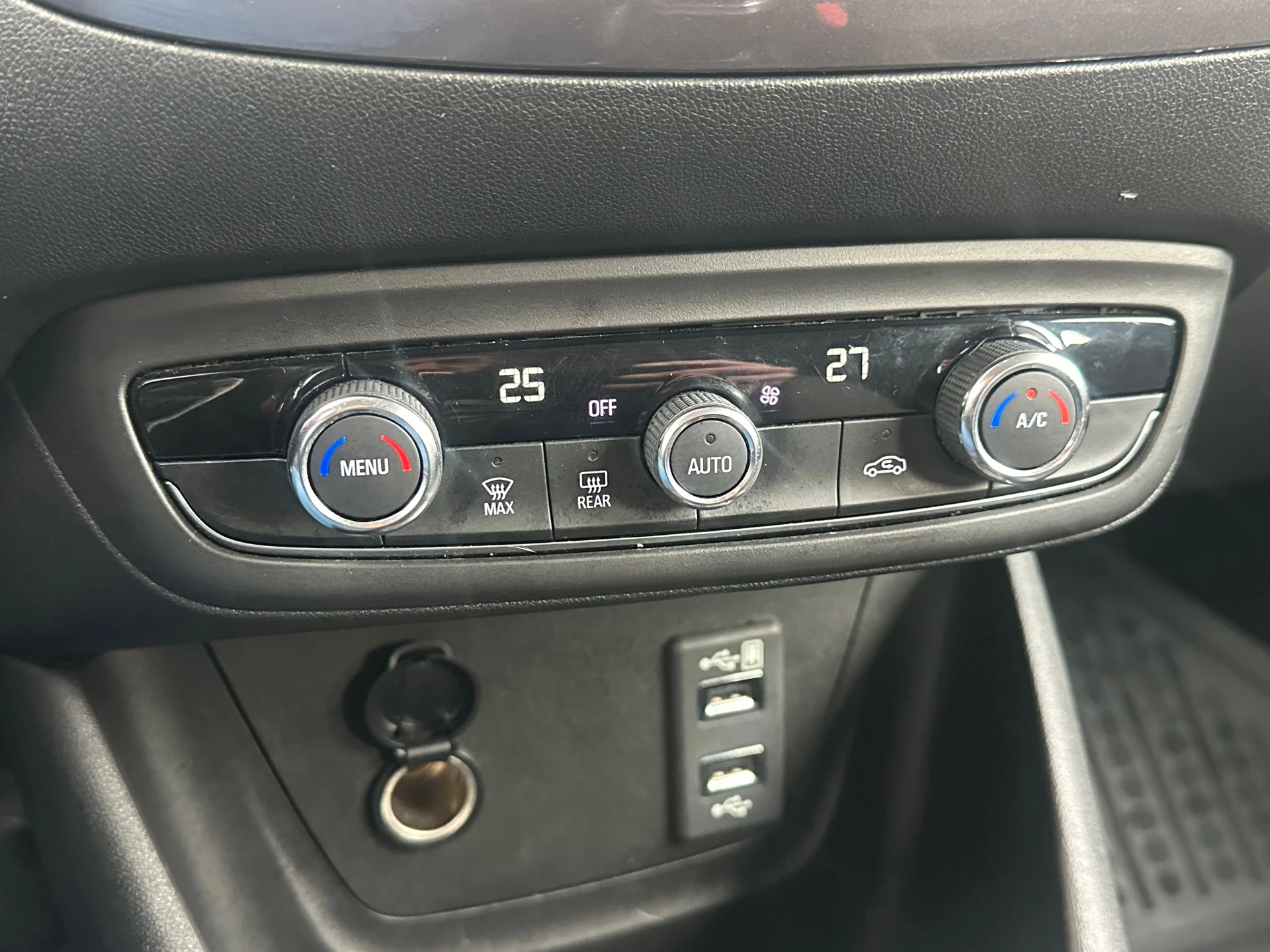 Hoofdafbeelding Opel Crossland X