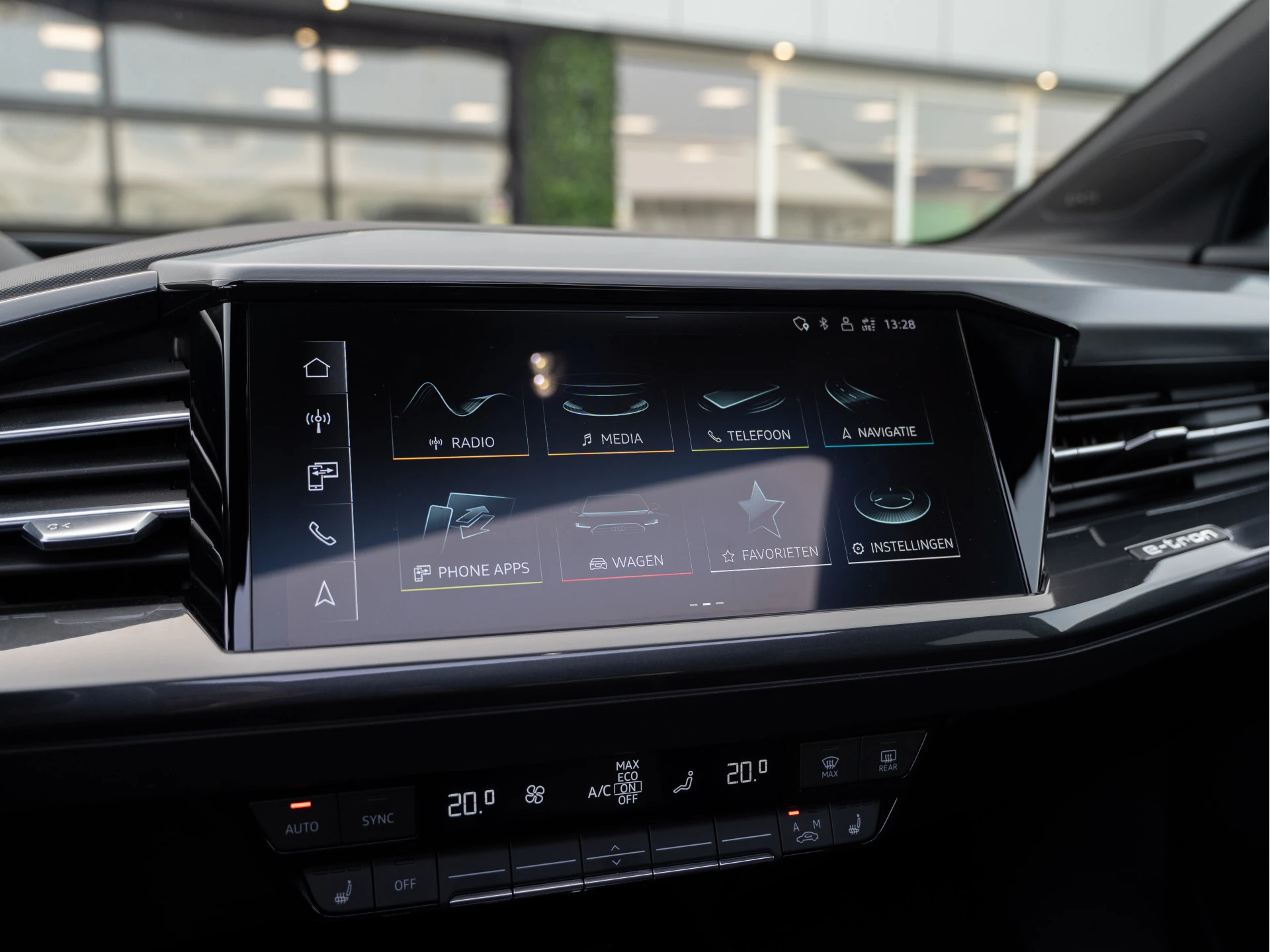 Hoofdafbeelding Audi Q4 e-tron