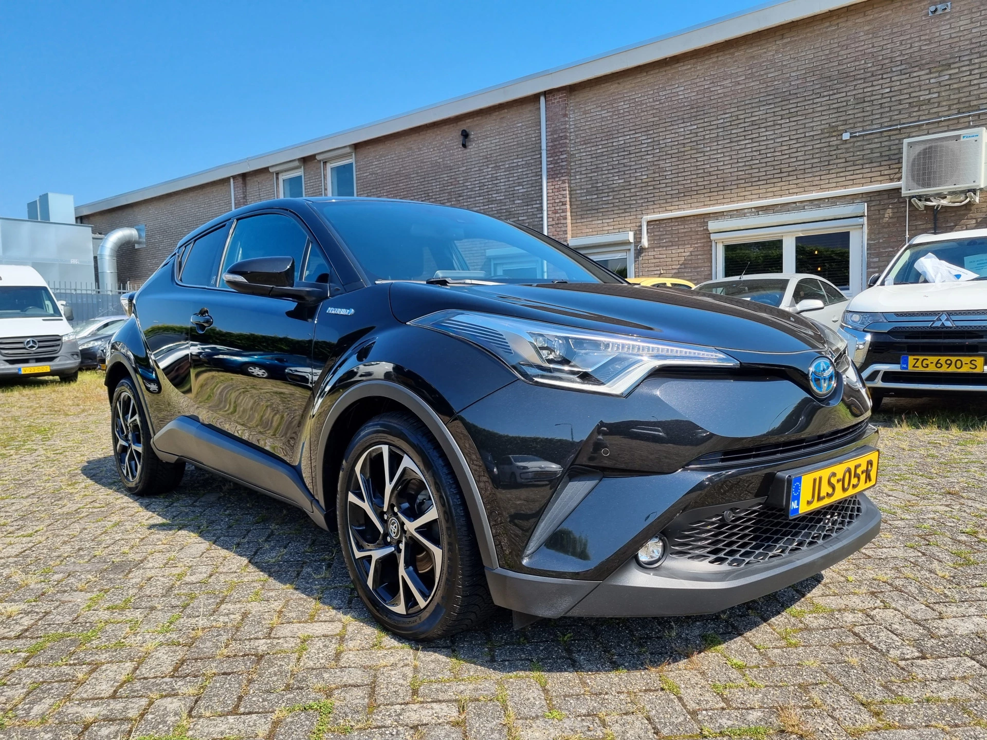 Hoofdafbeelding Toyota C-HR