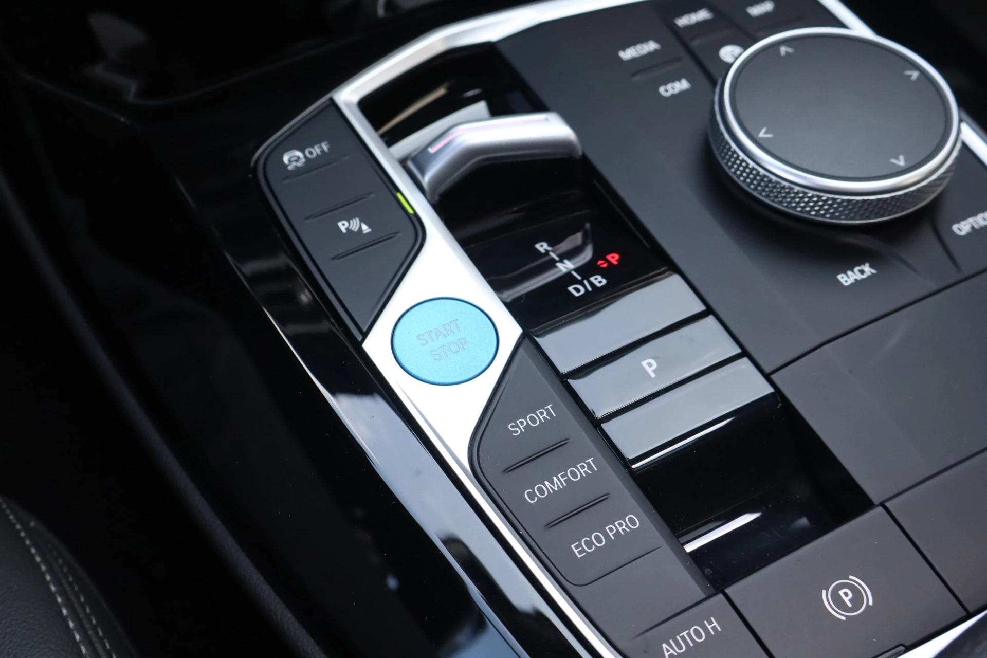 Hoofdafbeelding BMW iX3