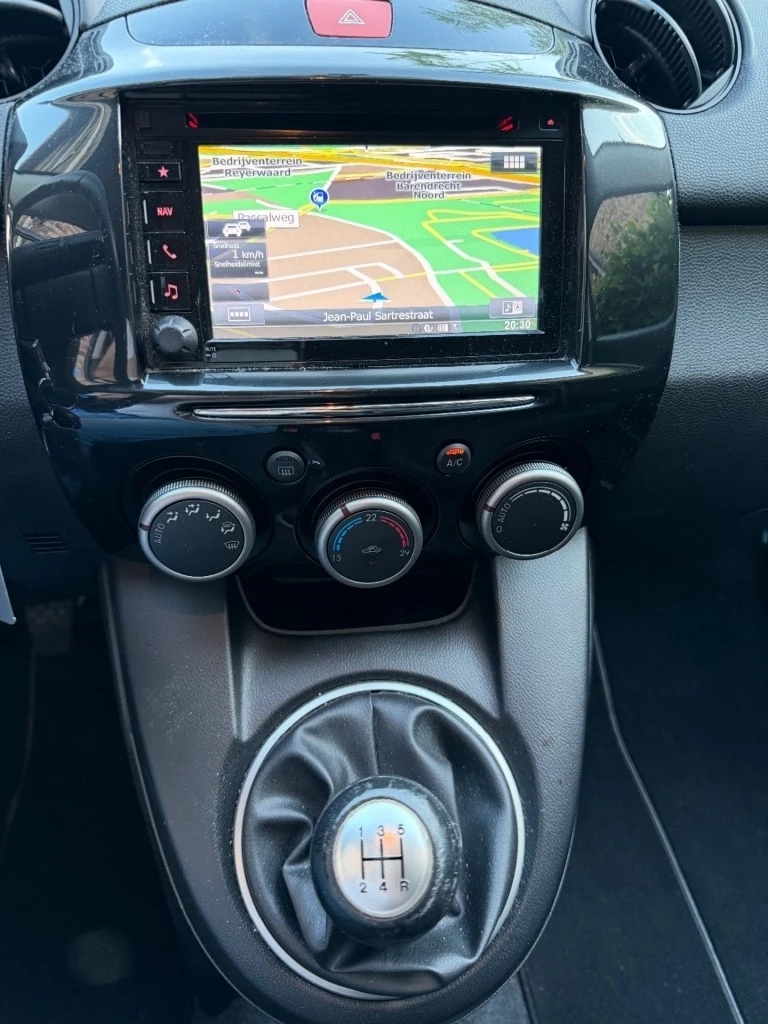 Hoofdafbeelding Mazda 2