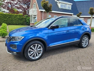 Volkswagen T-Roc 1.5 TSI Sport Business R,panodak,leder.