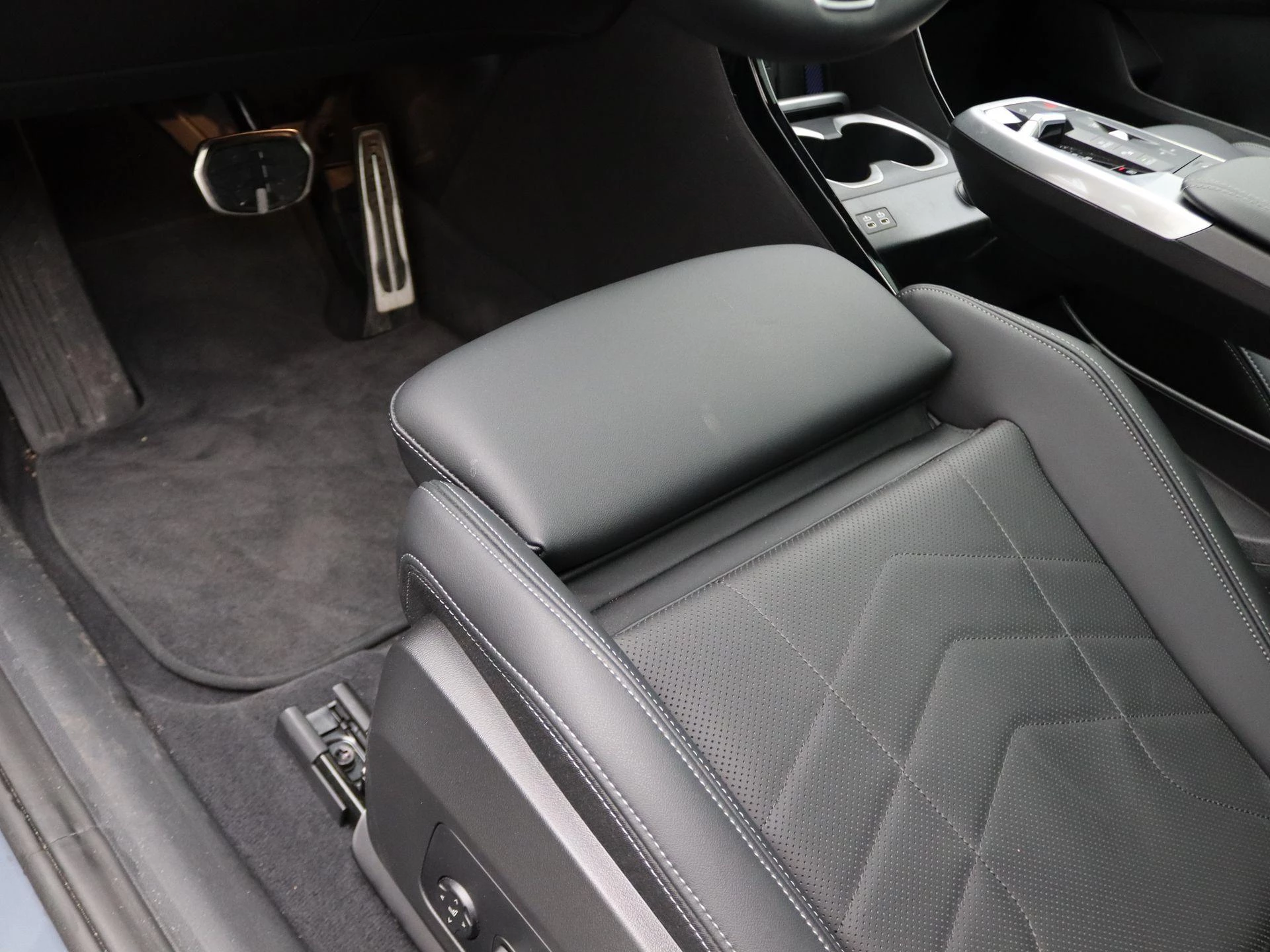 Hoofdafbeelding BMW iX2