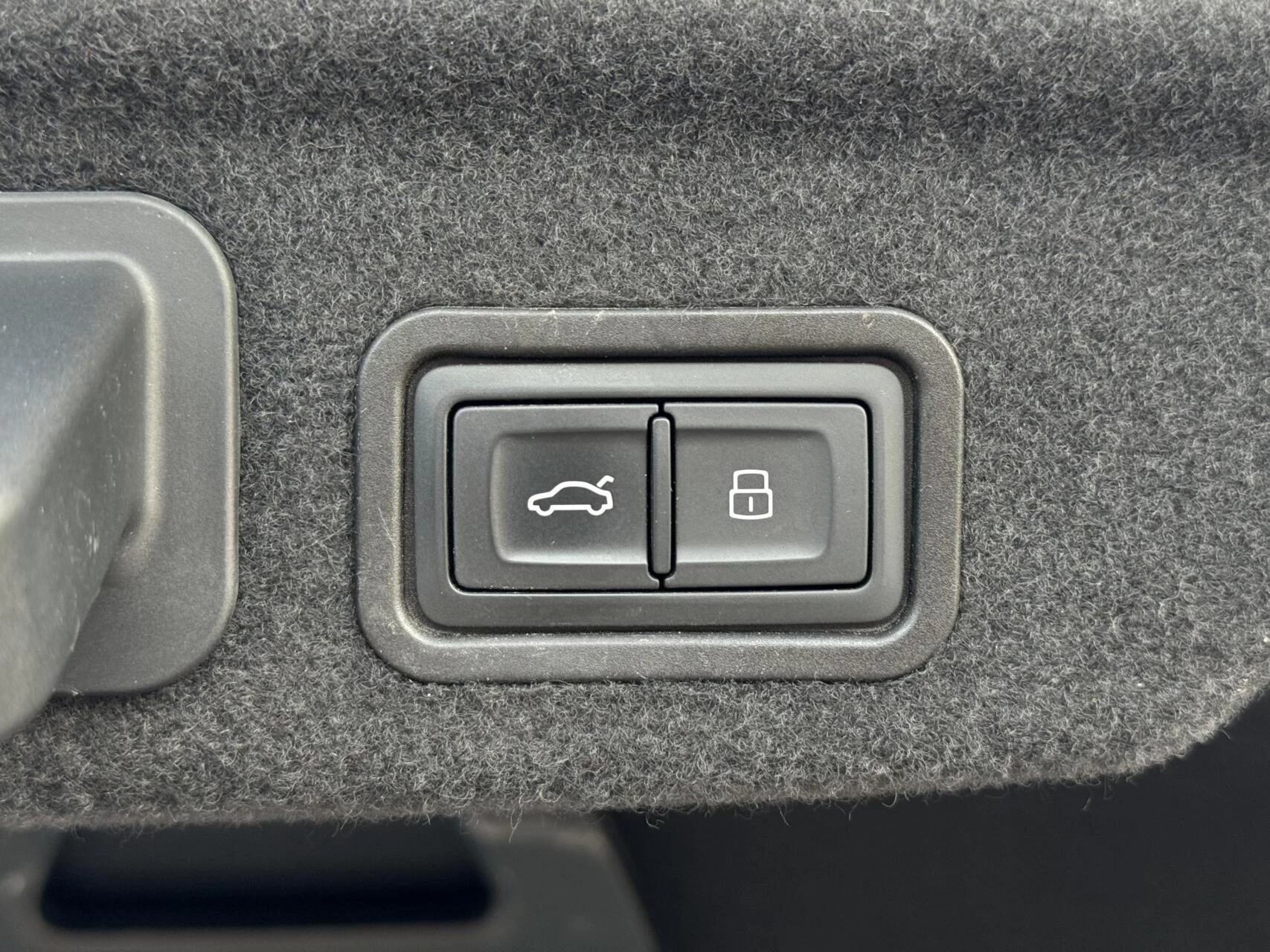 Hoofdafbeelding Audi A8