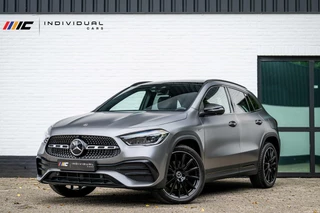 Hoofdafbeelding Mercedes-Benz GLA Mercedes-Benz GLA-klasse 250 e AMG Panorama Carbon Distronic Memory Magno