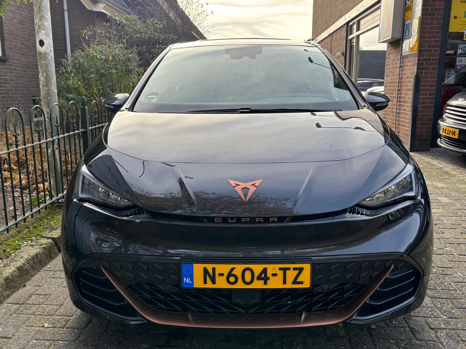 Hoofdafbeelding CUPRA Born