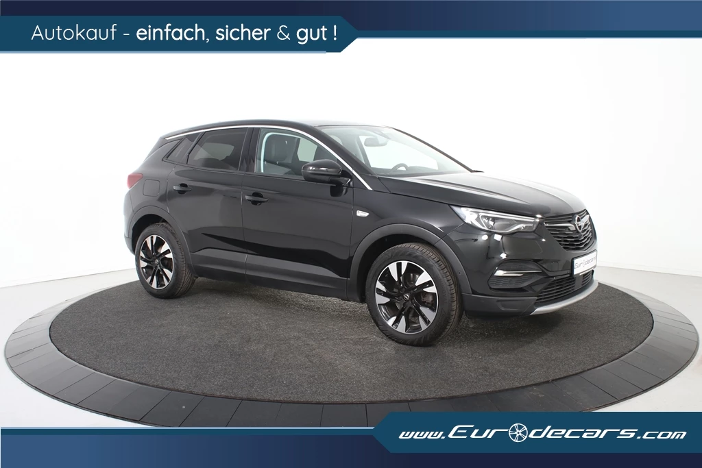 Hoofdafbeelding Opel Grandland X