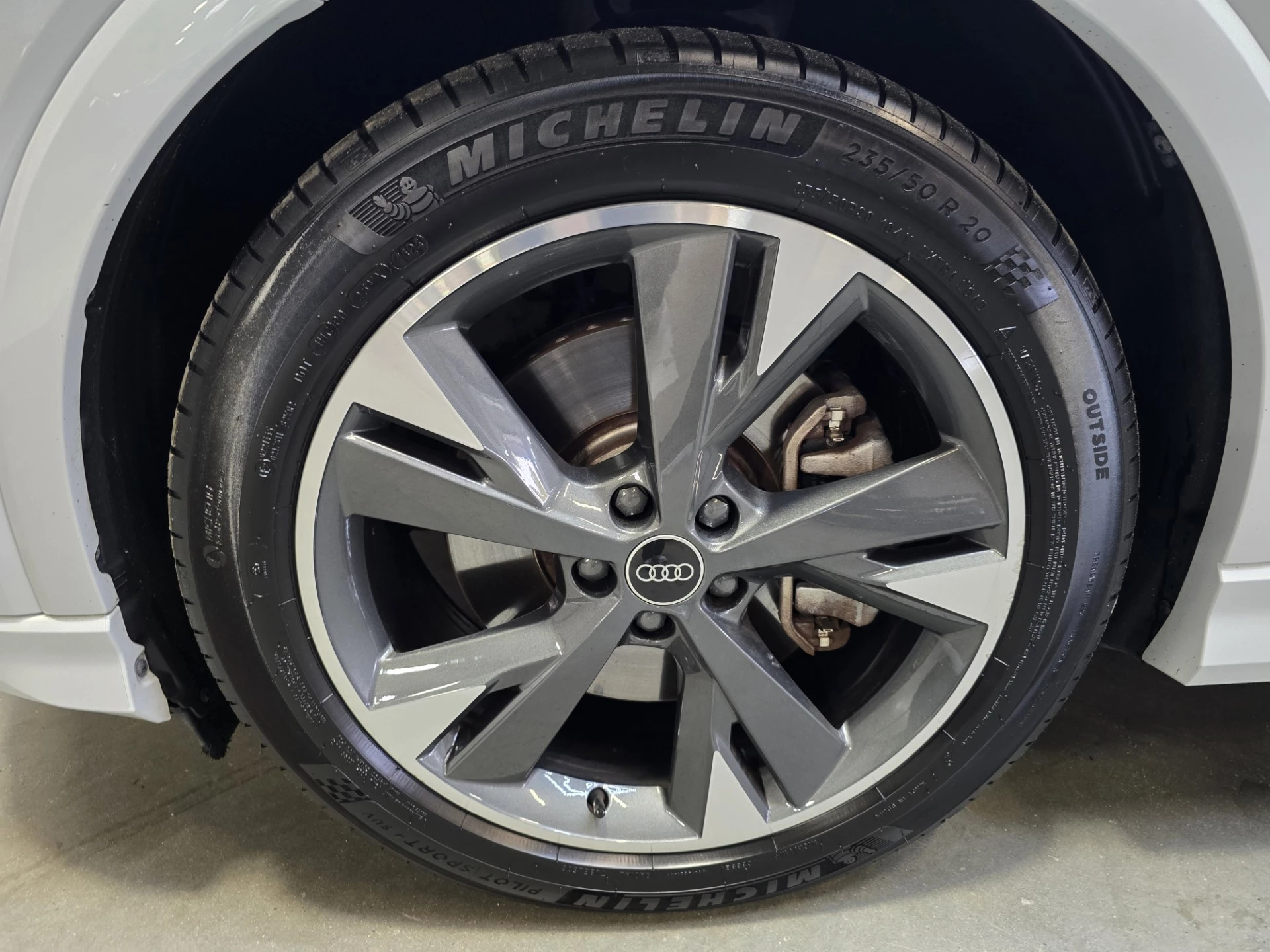 Hoofdafbeelding Audi Q4 e-tron