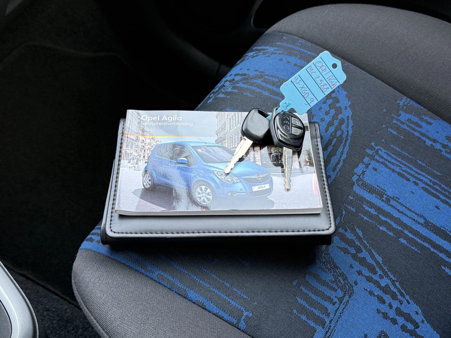 Hoofdafbeelding Opel Agila