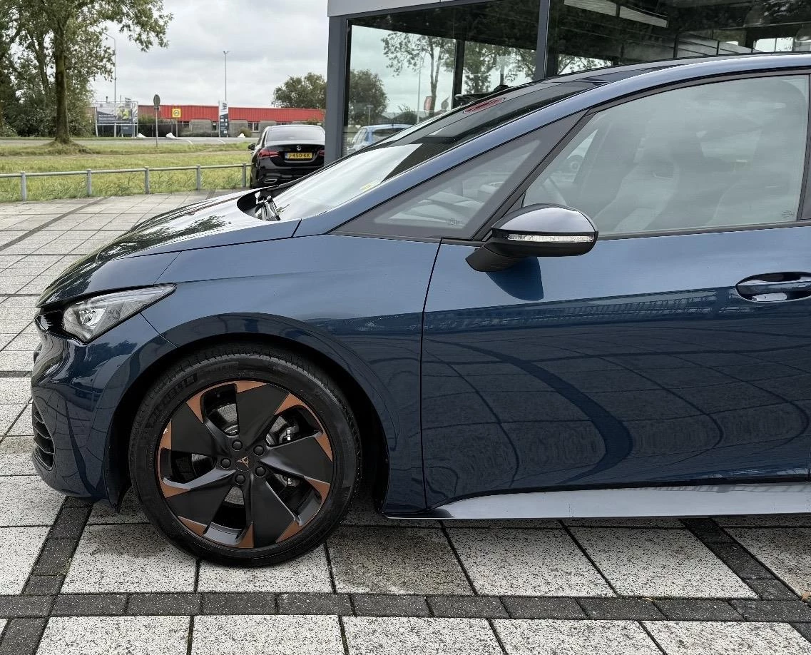 Hoofdafbeelding CUPRA Born