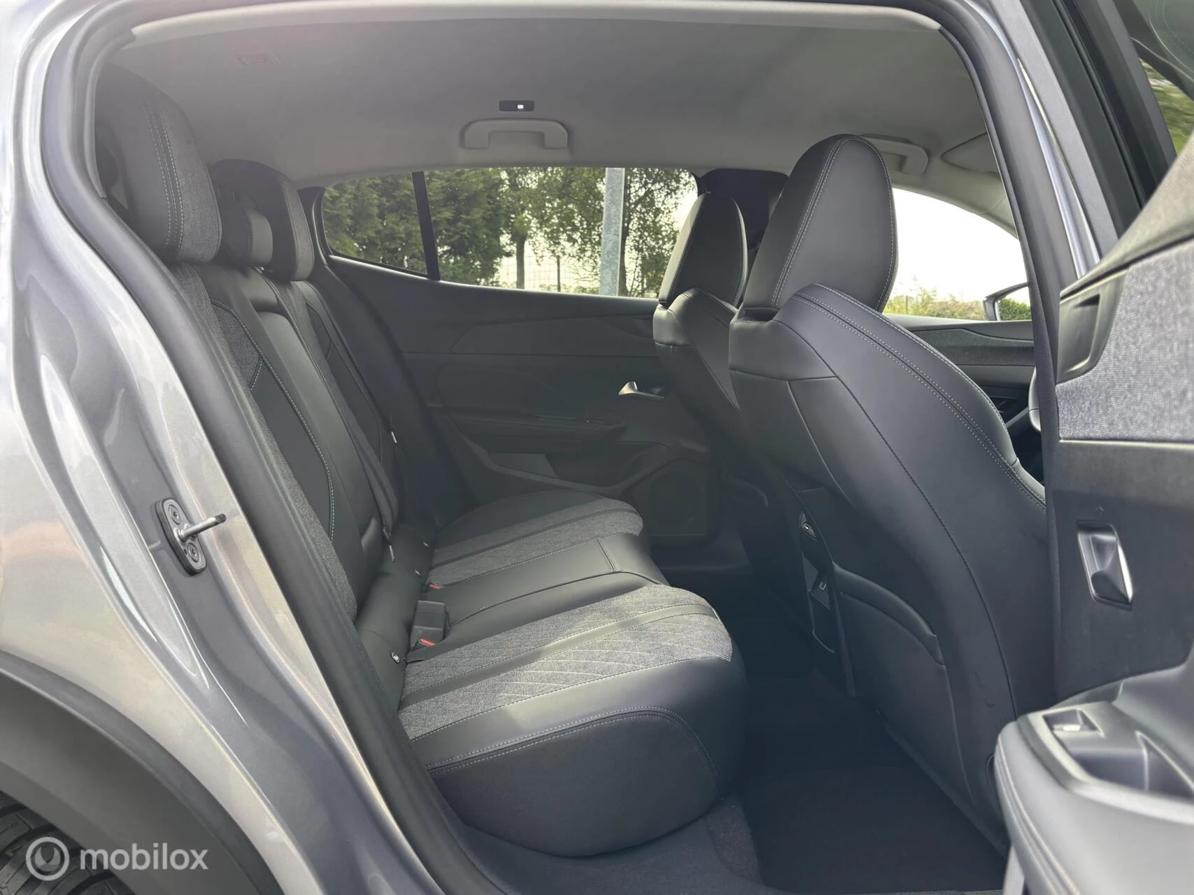 Hoofdafbeelding Peugeot 408
