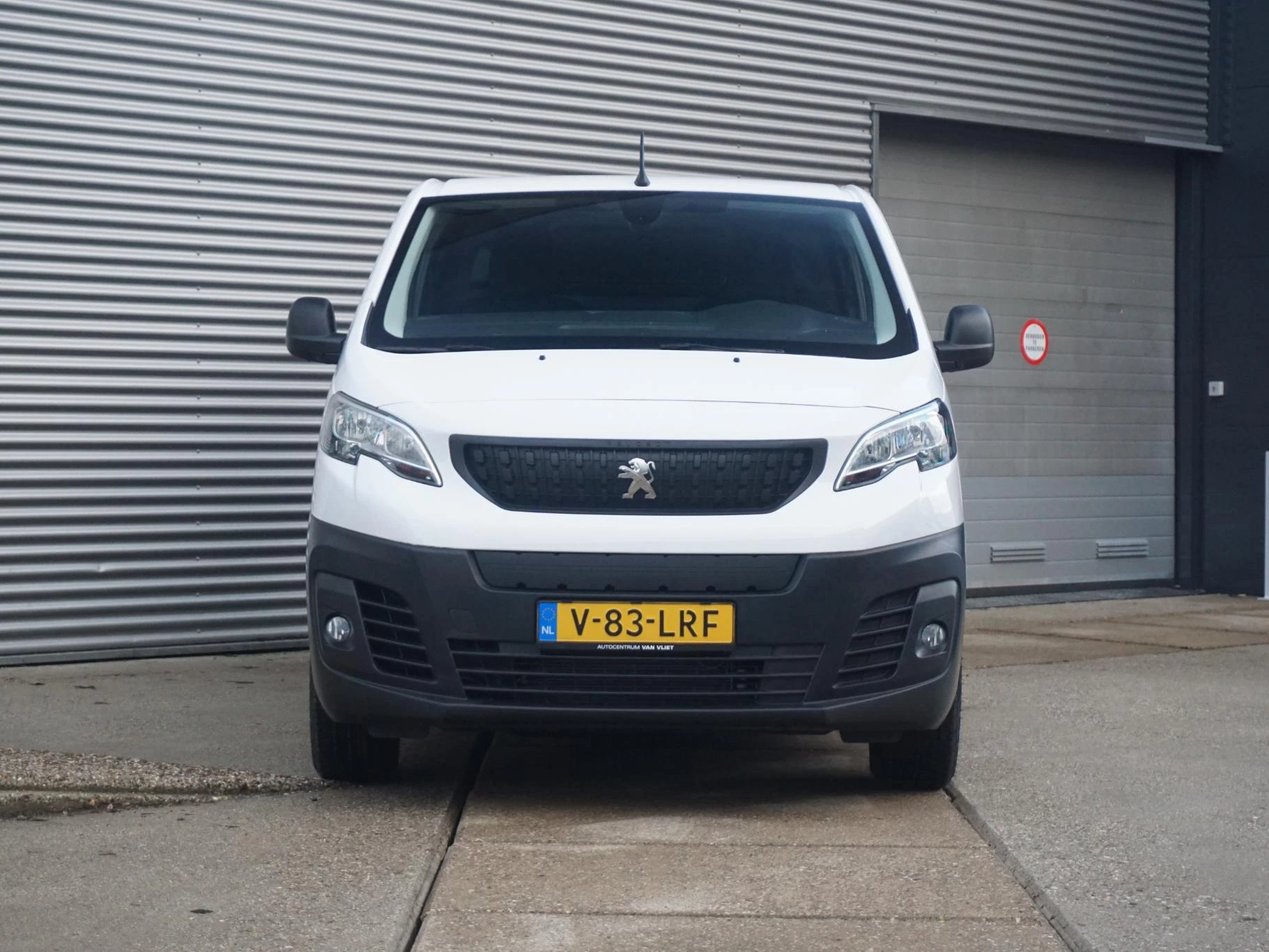 Hoofdafbeelding Peugeot e-Expert