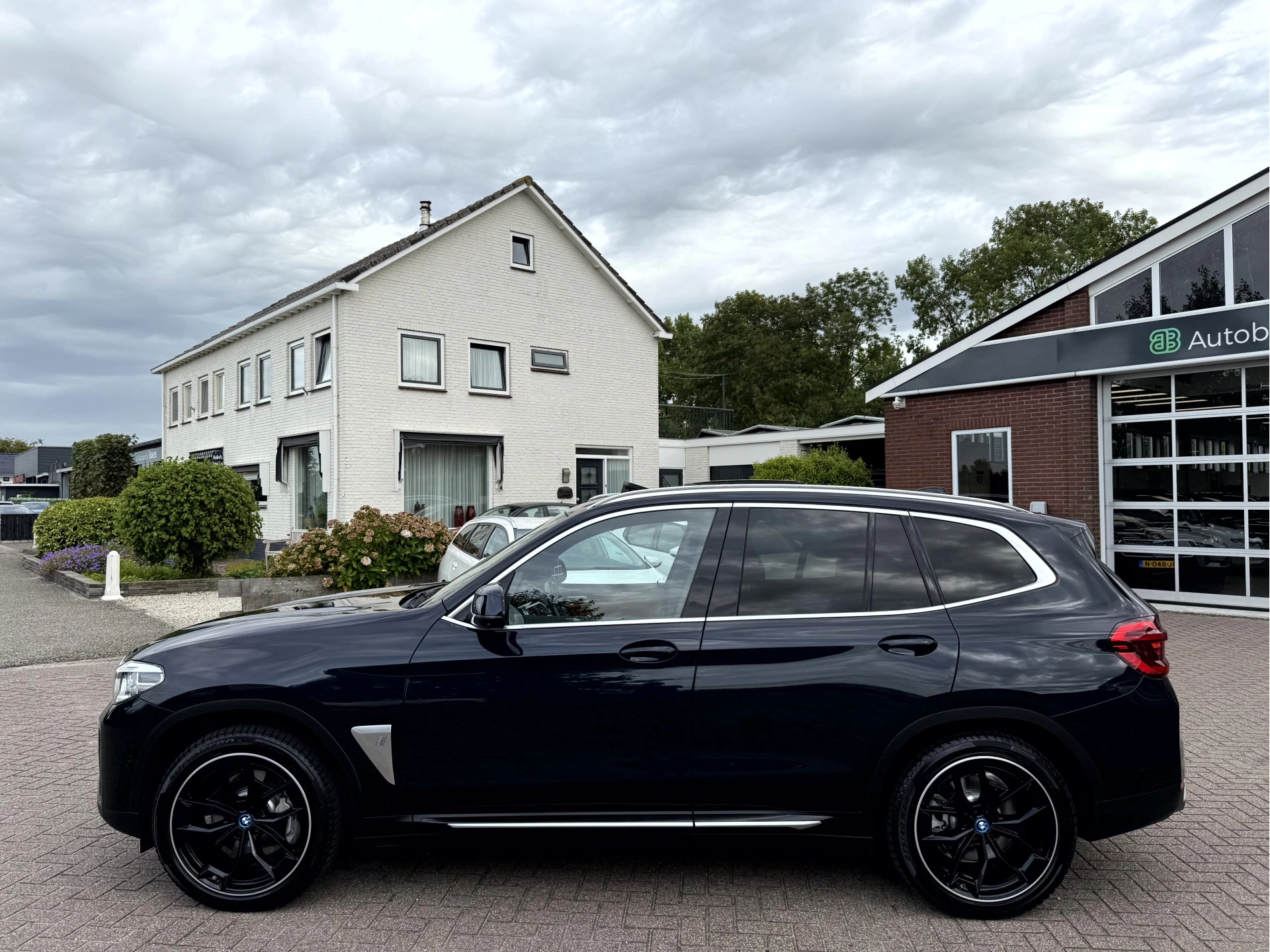 Hoofdafbeelding BMW iX3