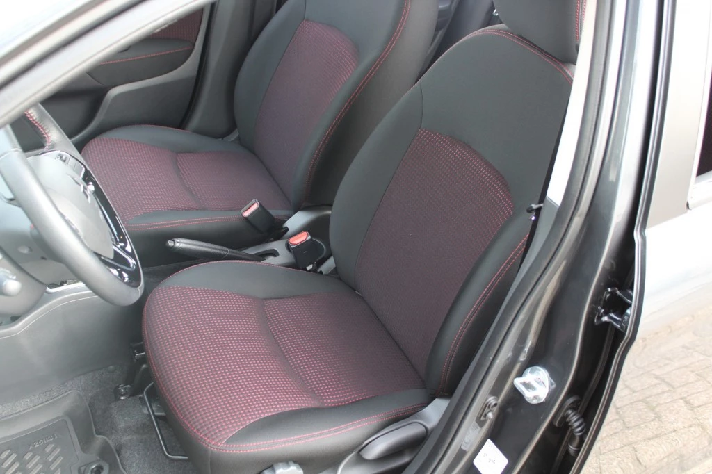 Hoofdafbeelding Mitsubishi Space Star