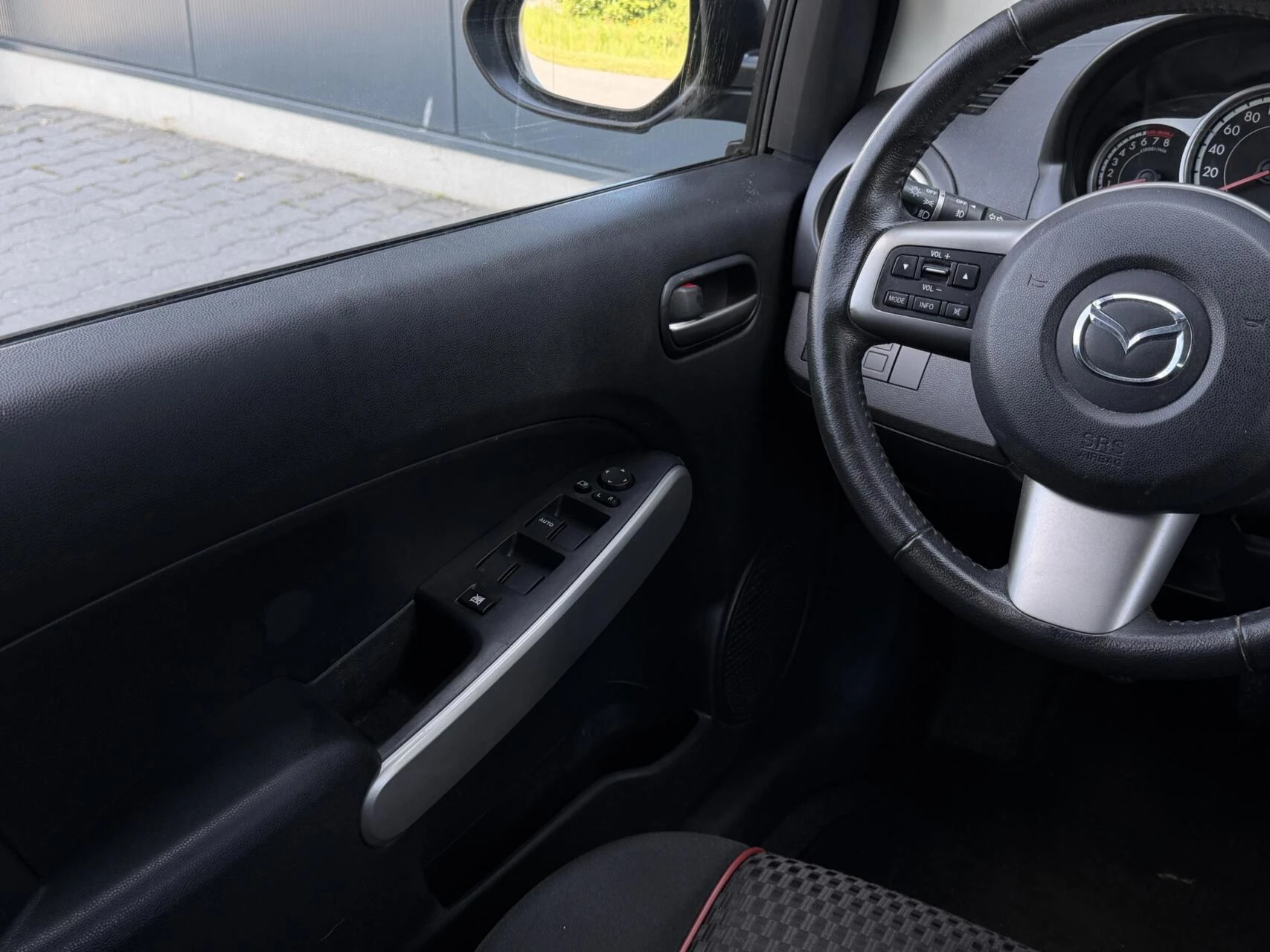 Hoofdafbeelding Mazda 2