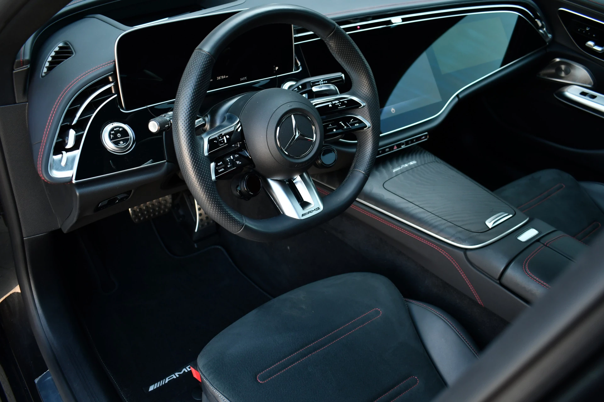 Hoofdafbeelding Mercedes-Benz E-Klasse
