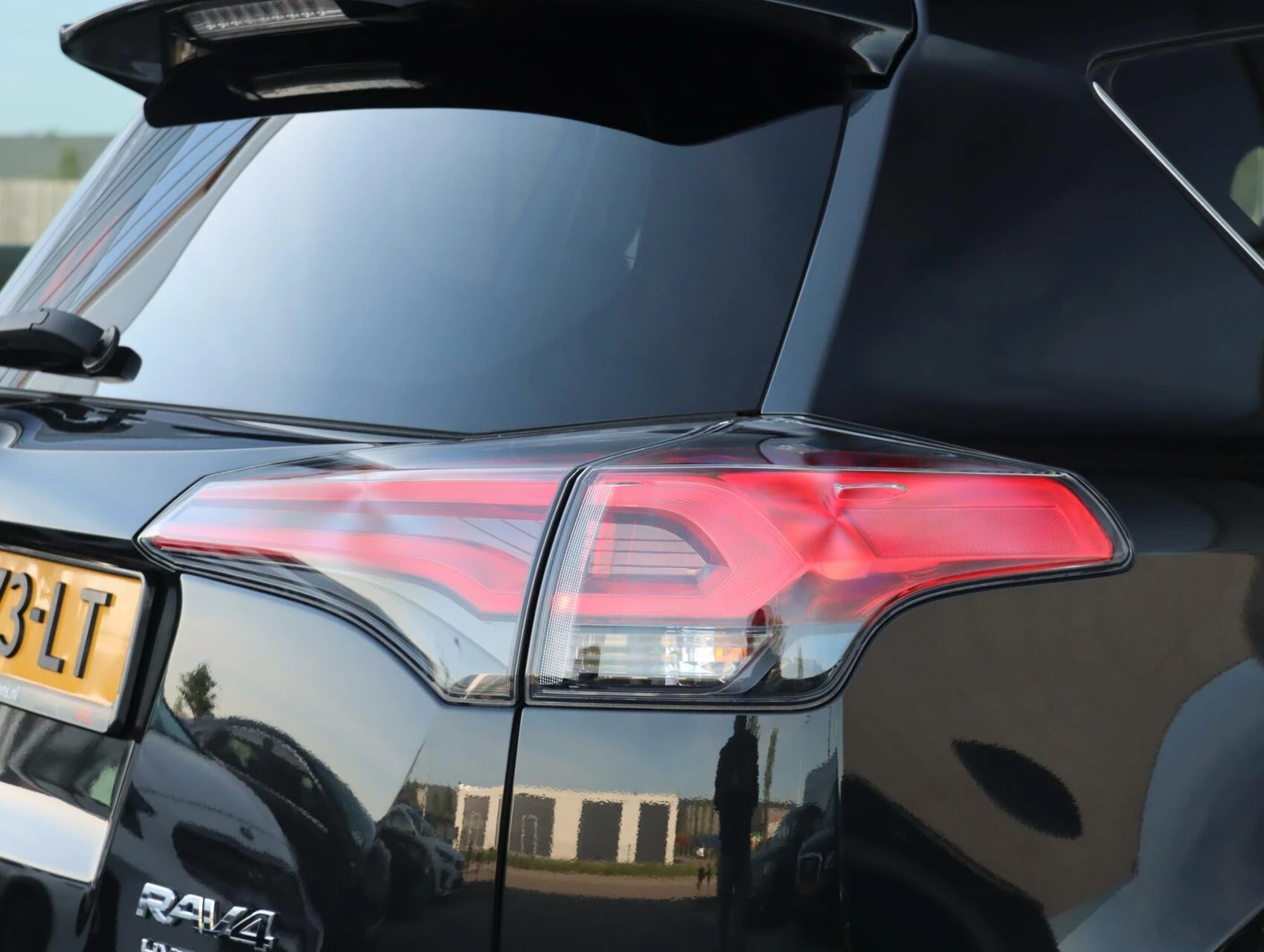 Hoofdafbeelding Toyota RAV4