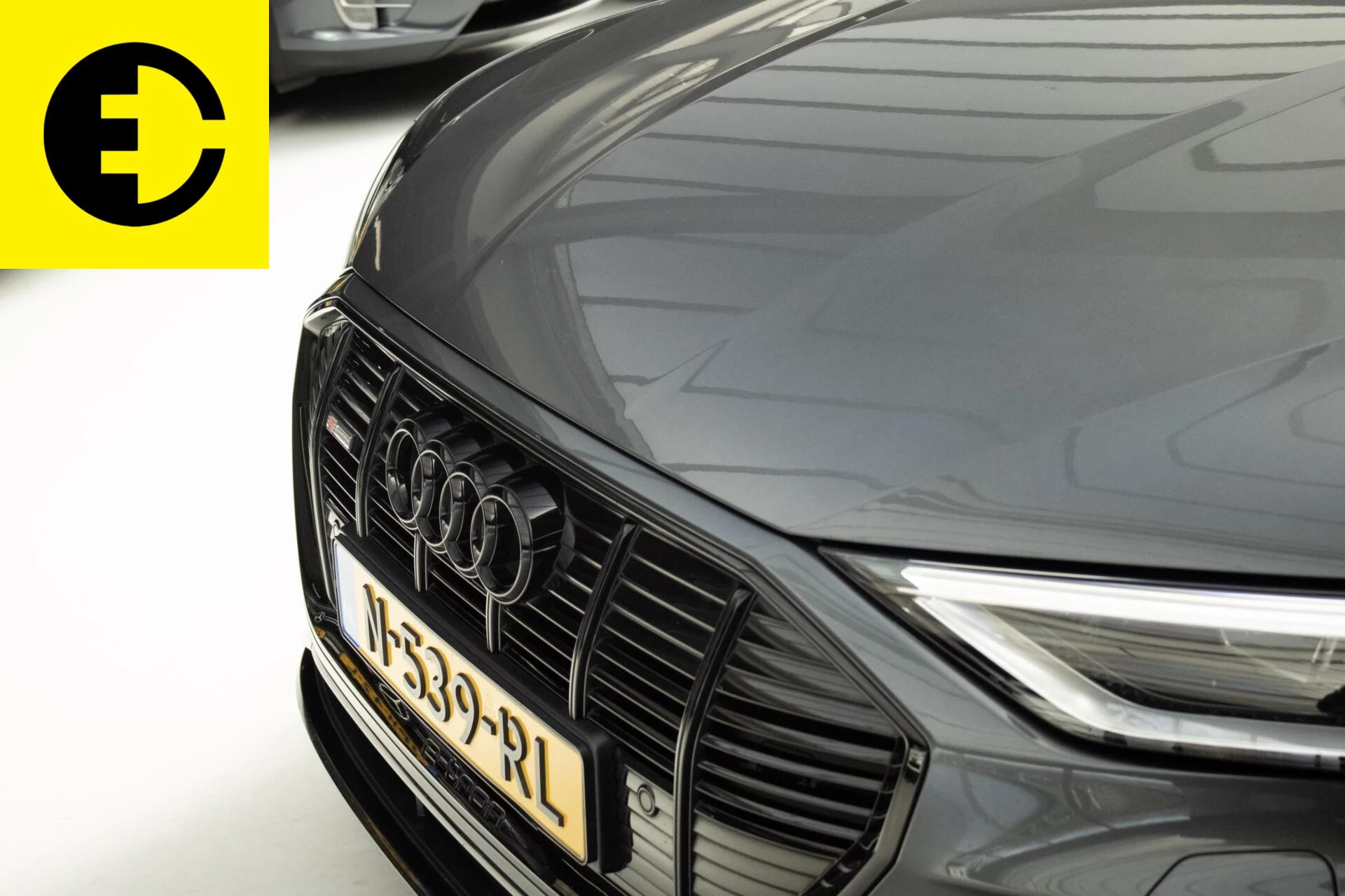 Hoofdafbeelding Audi e-tron