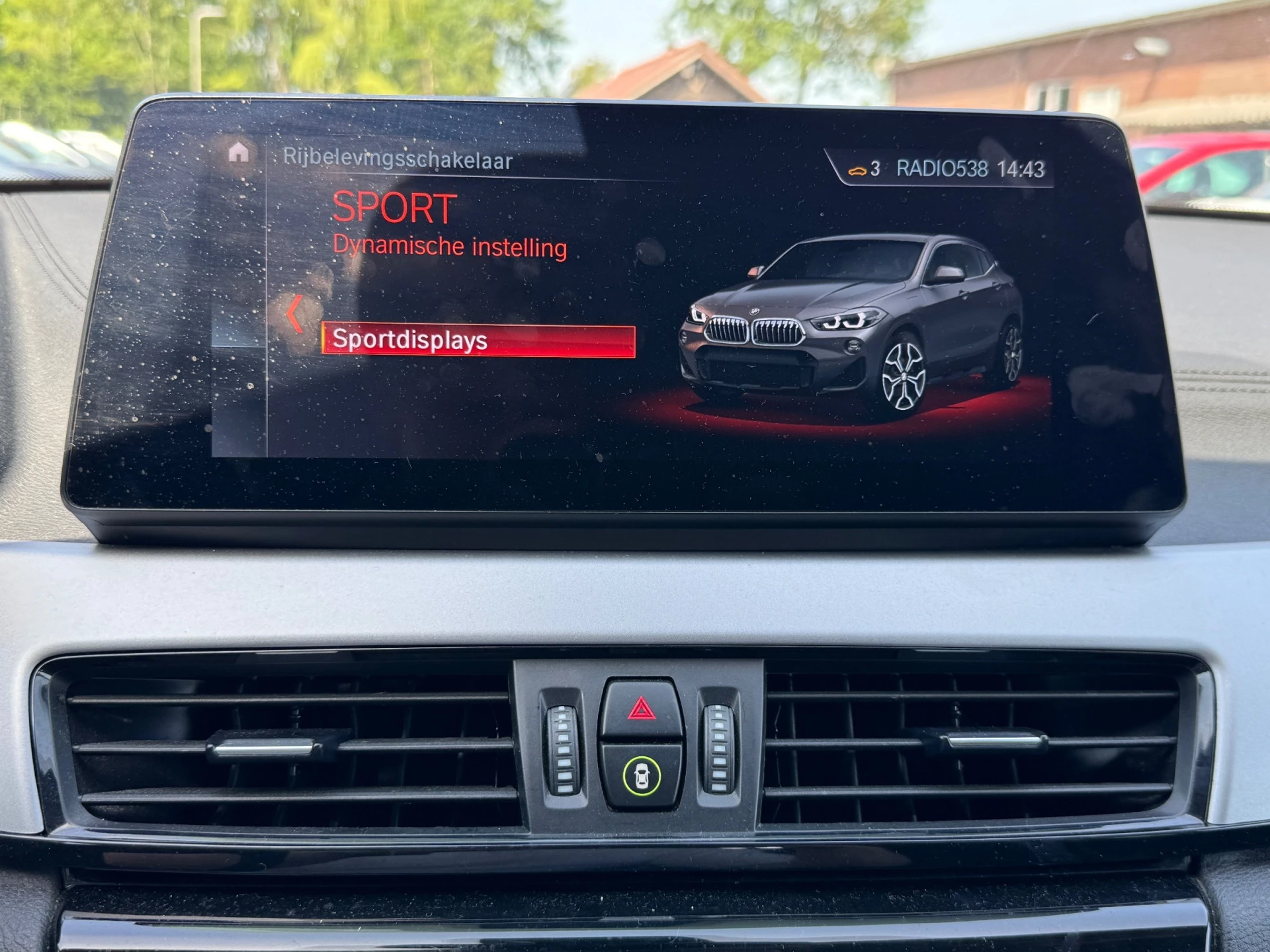 Hoofdafbeelding BMW X2