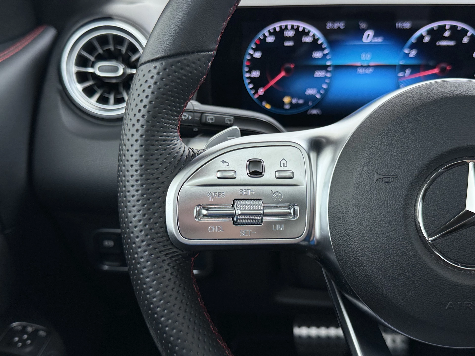 Hoofdafbeelding Mercedes-Benz GLB