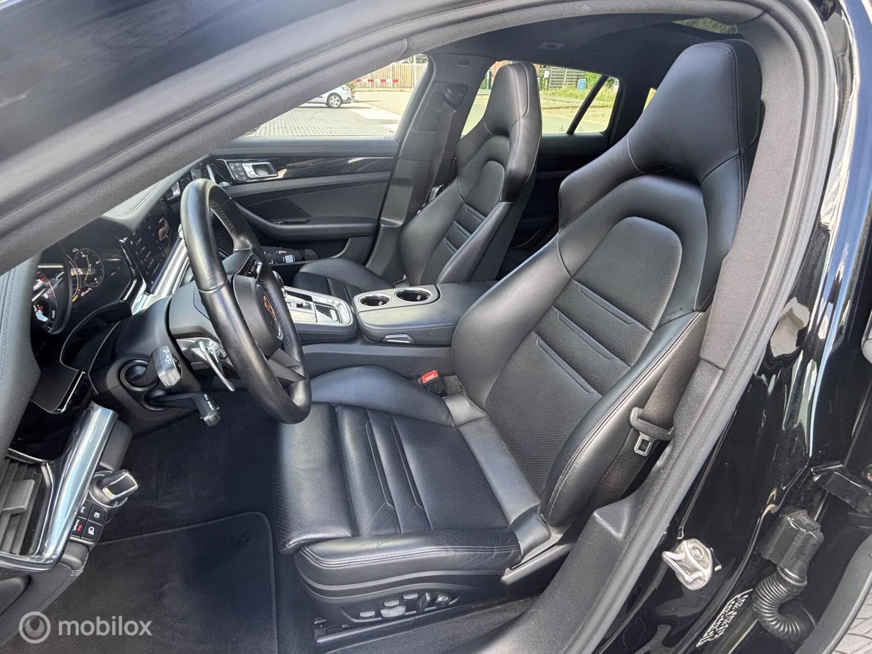 Hoofdafbeelding Porsche Panamera