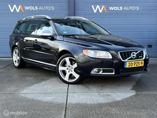 Hoofdafbeelding Volvo V70 Volvo V70 2.0T R-Edition / NETJES / APK 04-2027 / 2e EIGENAAR!