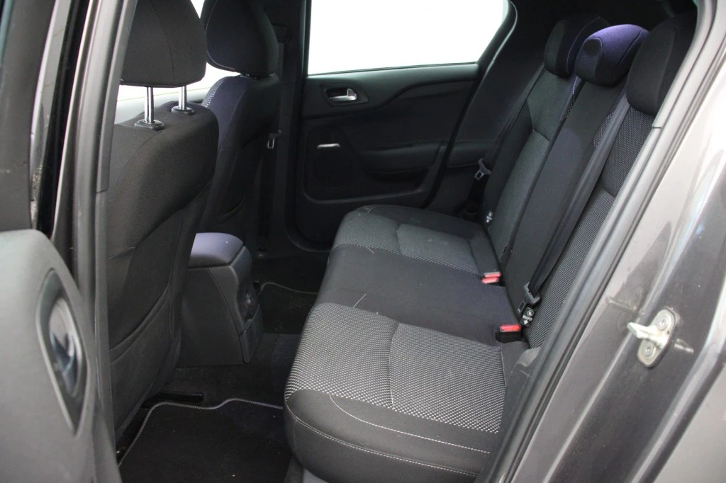 Hoofdafbeelding DS DS 4