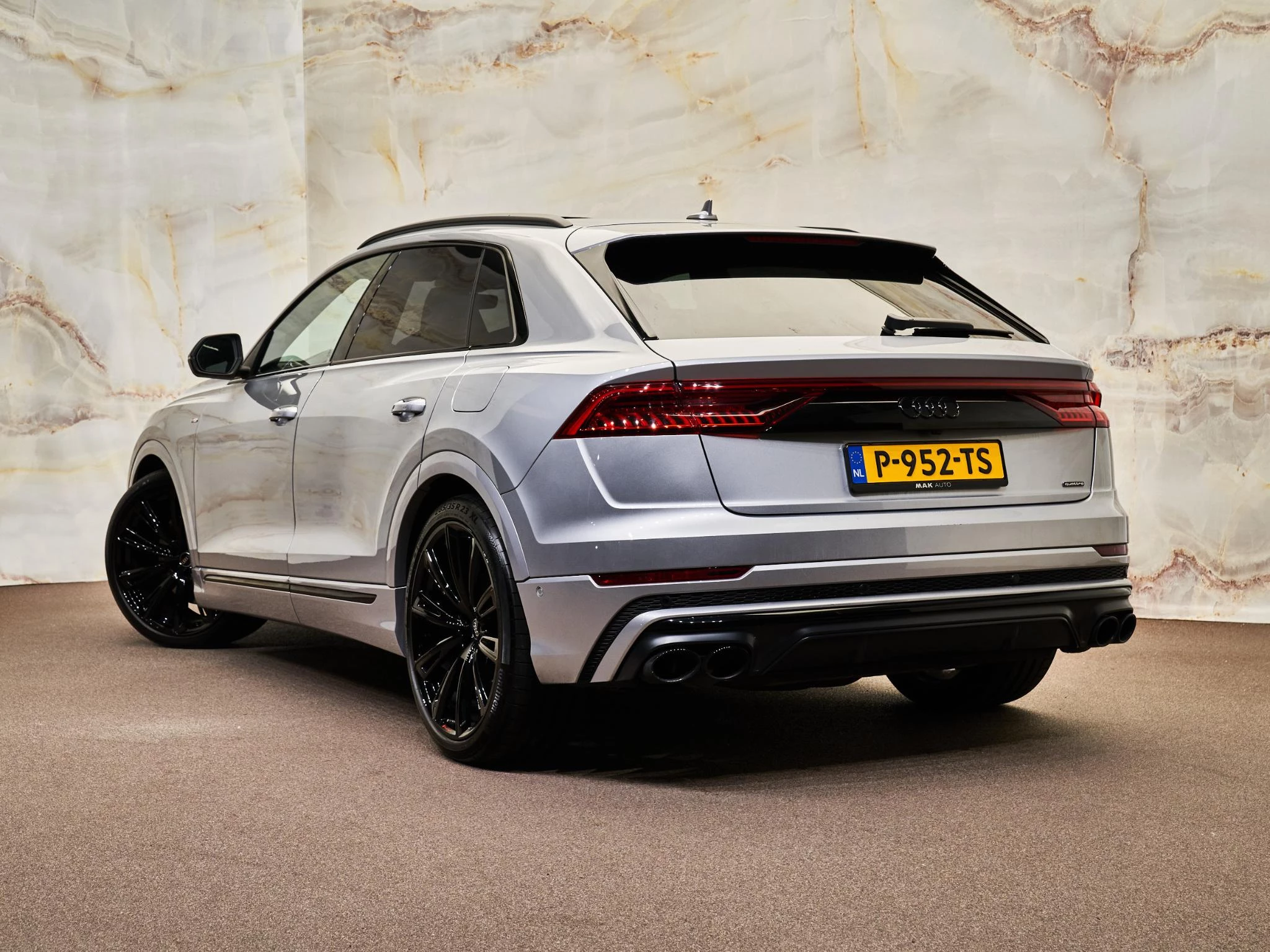 Hoofdafbeelding Audi Q8