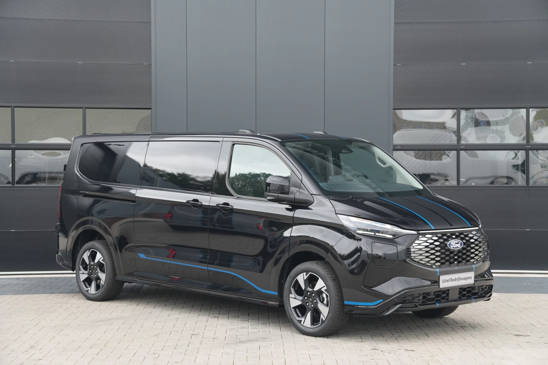 Hoofdafbeelding Ford E-Transit Custom