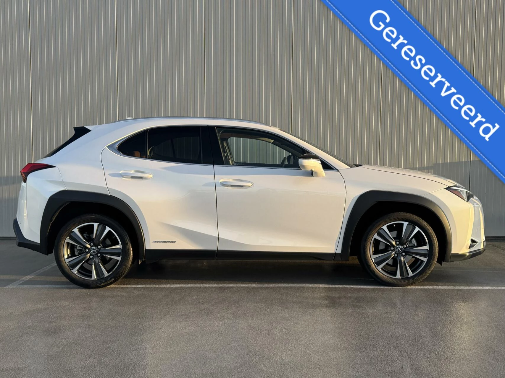 Hoofdafbeelding Lexus UX