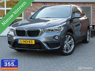 BMW X1 sDrive20i High Executive/HUD/PDC V-A/18"/afneemb trkhk.