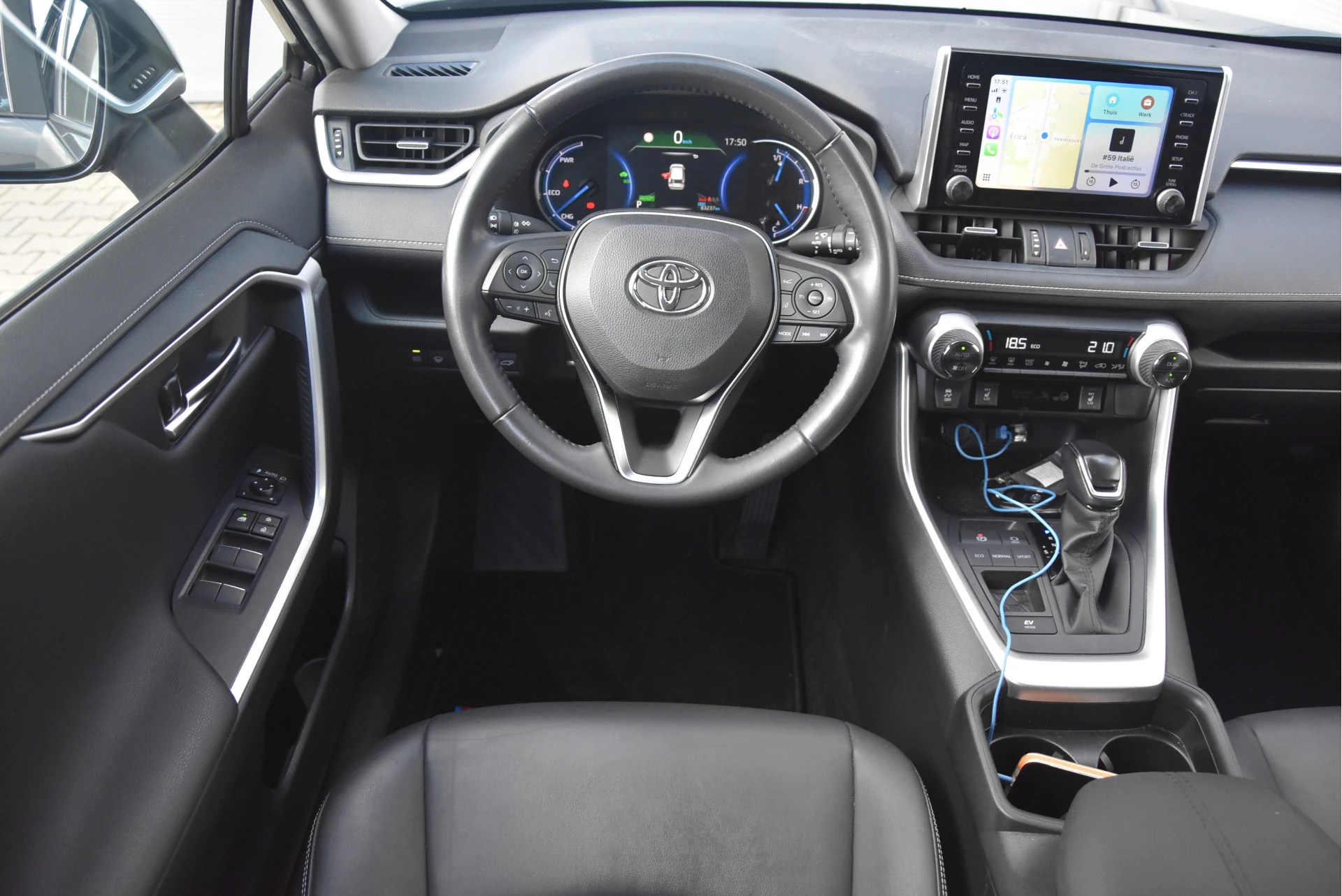 Hoofdafbeelding Toyota RAV4