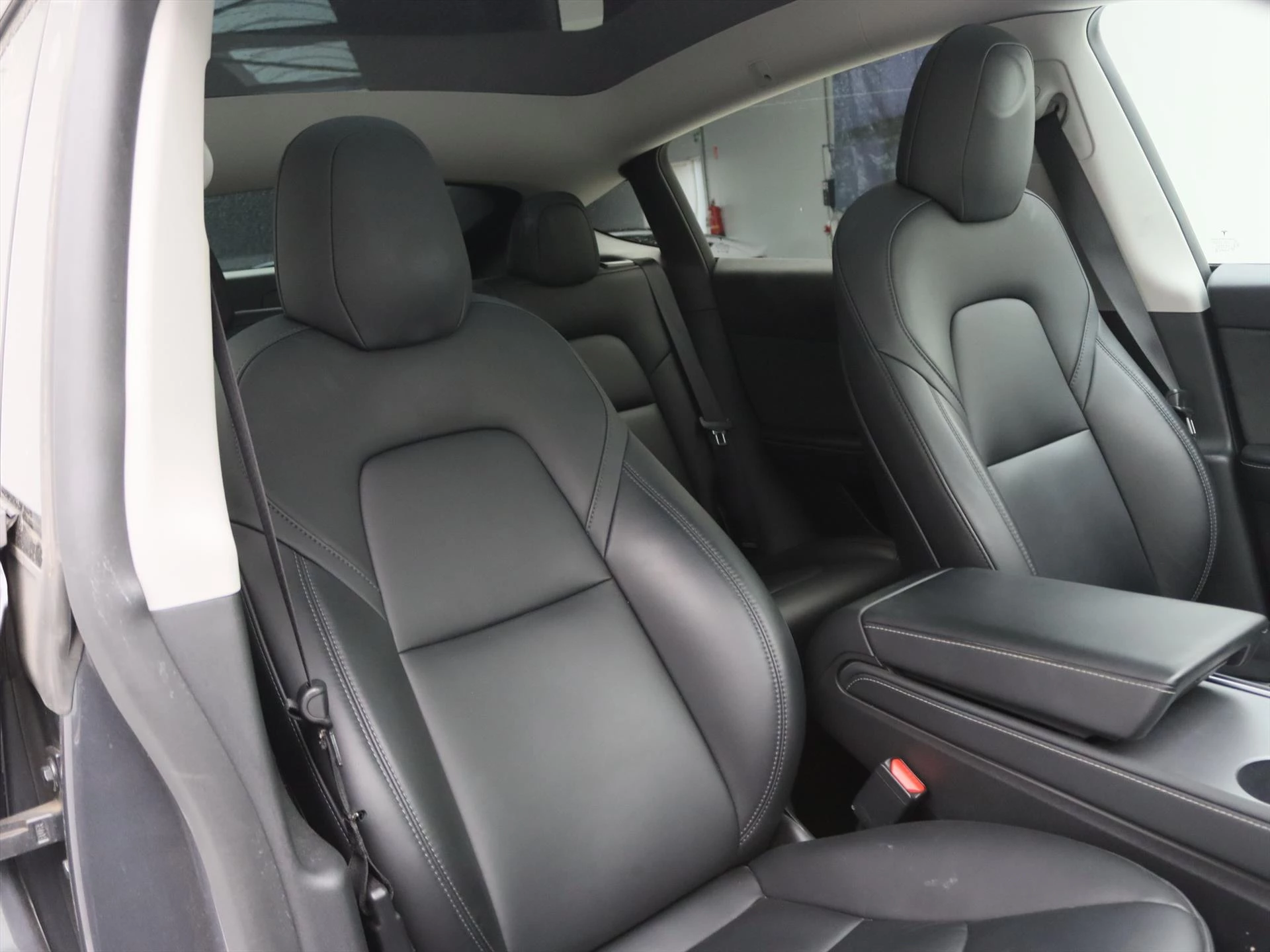 Hoofdafbeelding Tesla Model Y