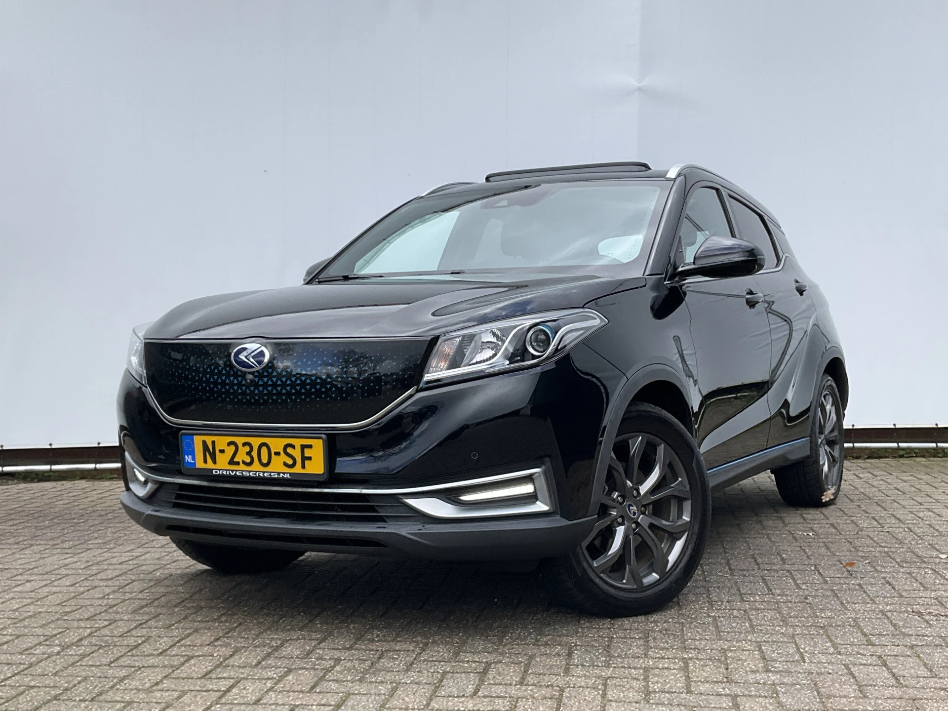 Hoofdafbeelding Seres 3